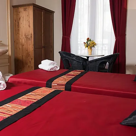 Fashion House Guest house